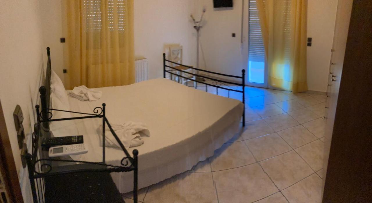 Molos Beach Rooms Kíssamos Dış mekan fotoğraf
