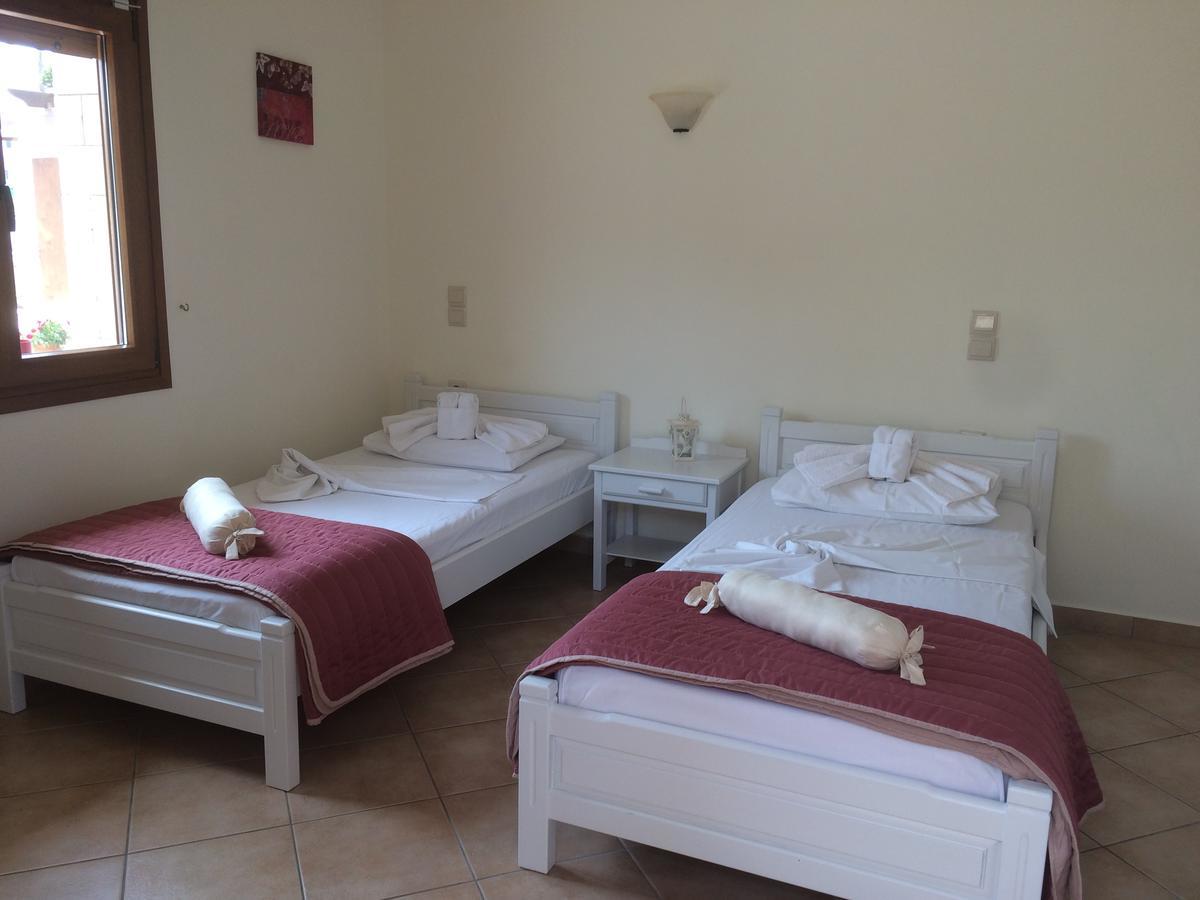 Molos Beach Rooms Kíssamos Dış mekan fotoğraf