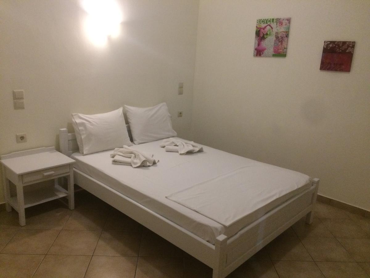 Molos Beach Rooms Kíssamos Dış mekan fotoğraf